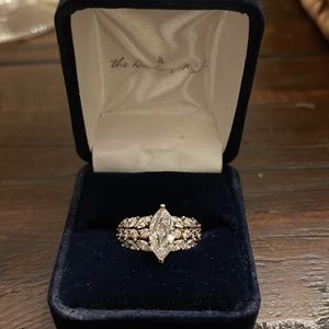 Size 8 “The Everlasting Brilliance” ring from the Danbury Mint